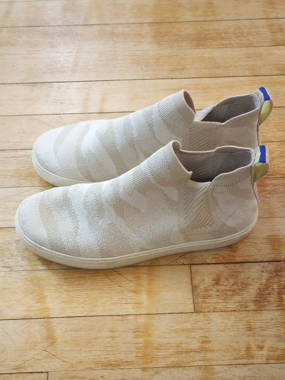 Rothy's Chelsea Beige Camo High Tops Sneakers Size 10